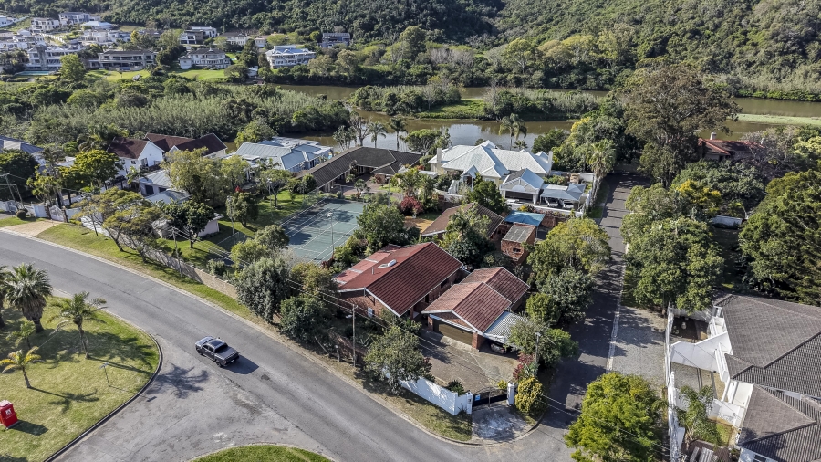 4 Bedroom Property for Sale in Nahoon Valley Park Eastern Cape